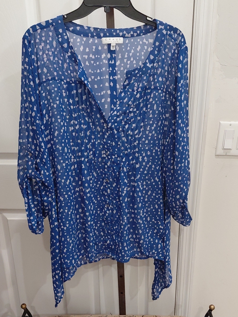 Chaus Blue Printed Sheer V-Neck Tunic Assymetrical XL